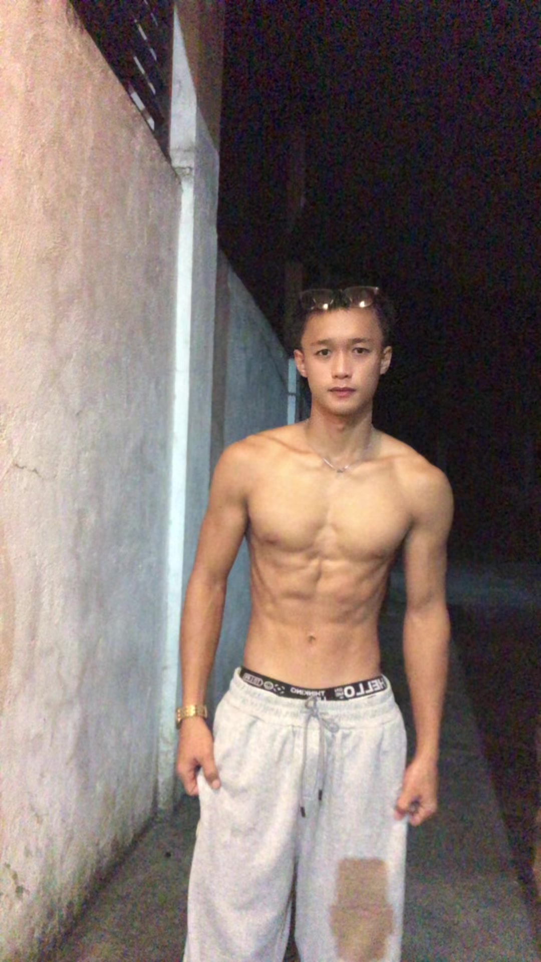@ryzz