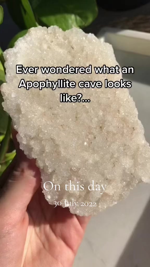 @Priestess Crystals