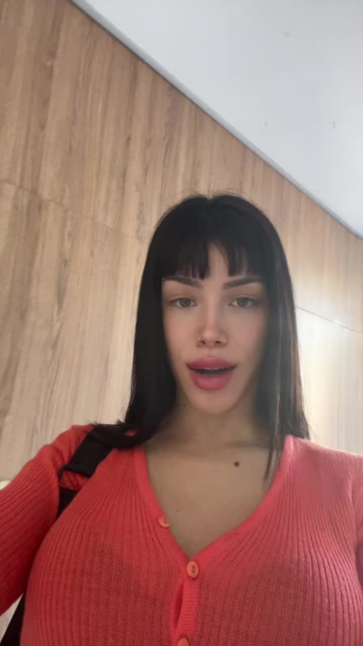 @Valentina Bravo