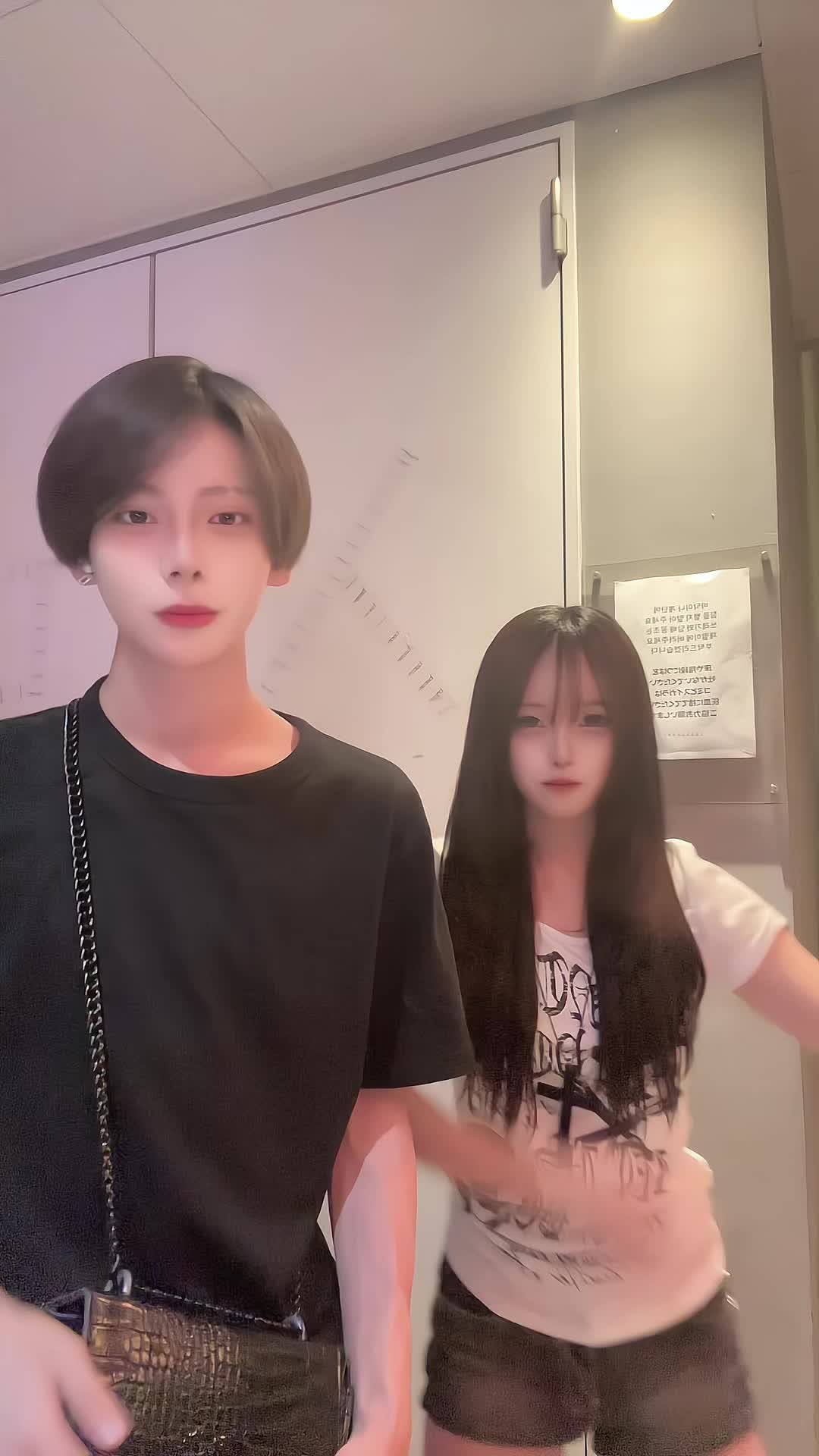 @현더이
