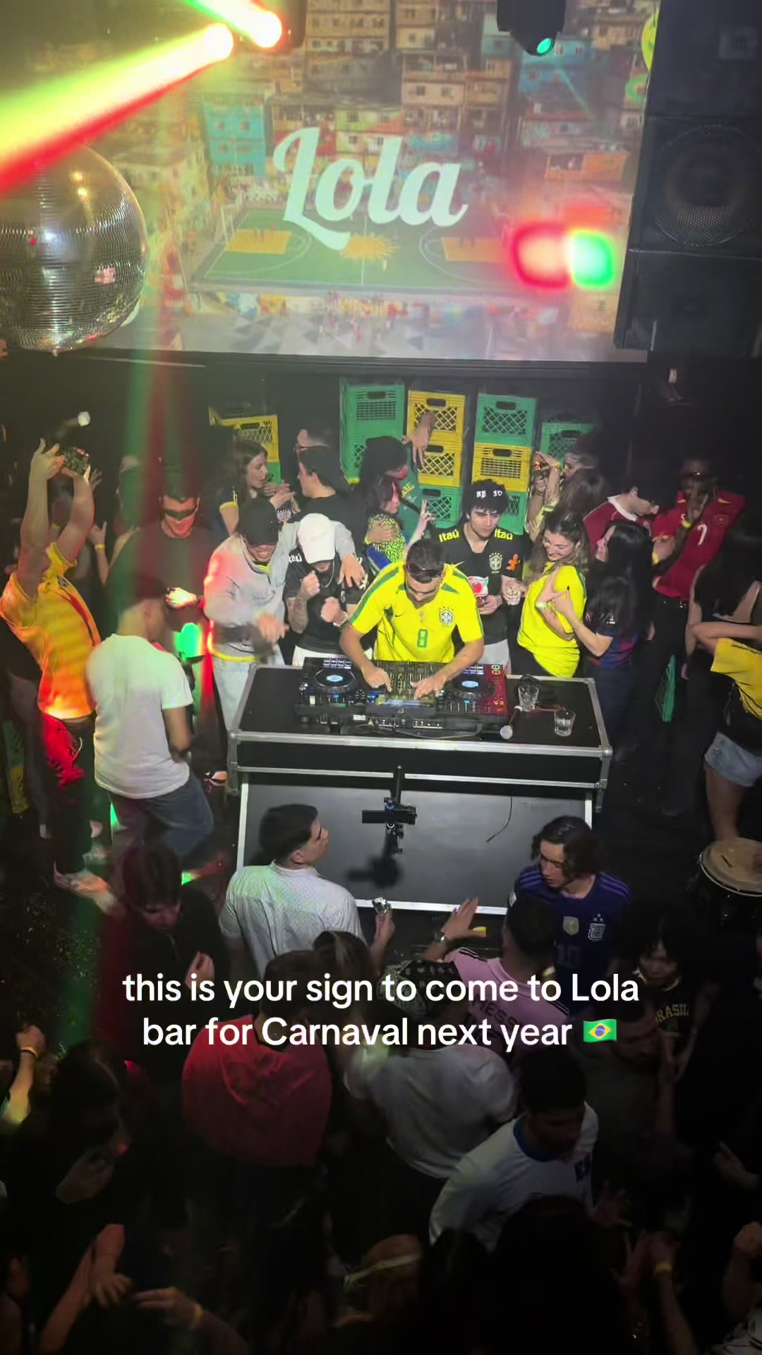 @Lola Bar