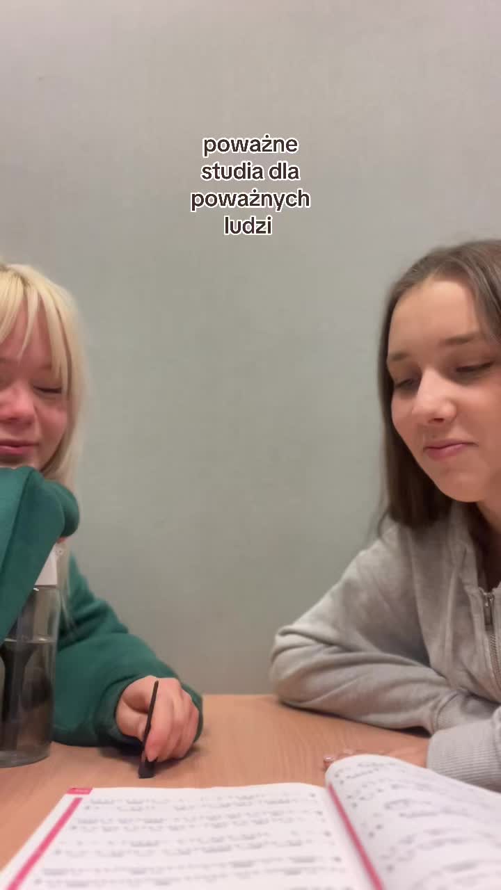 @zuziawróbel