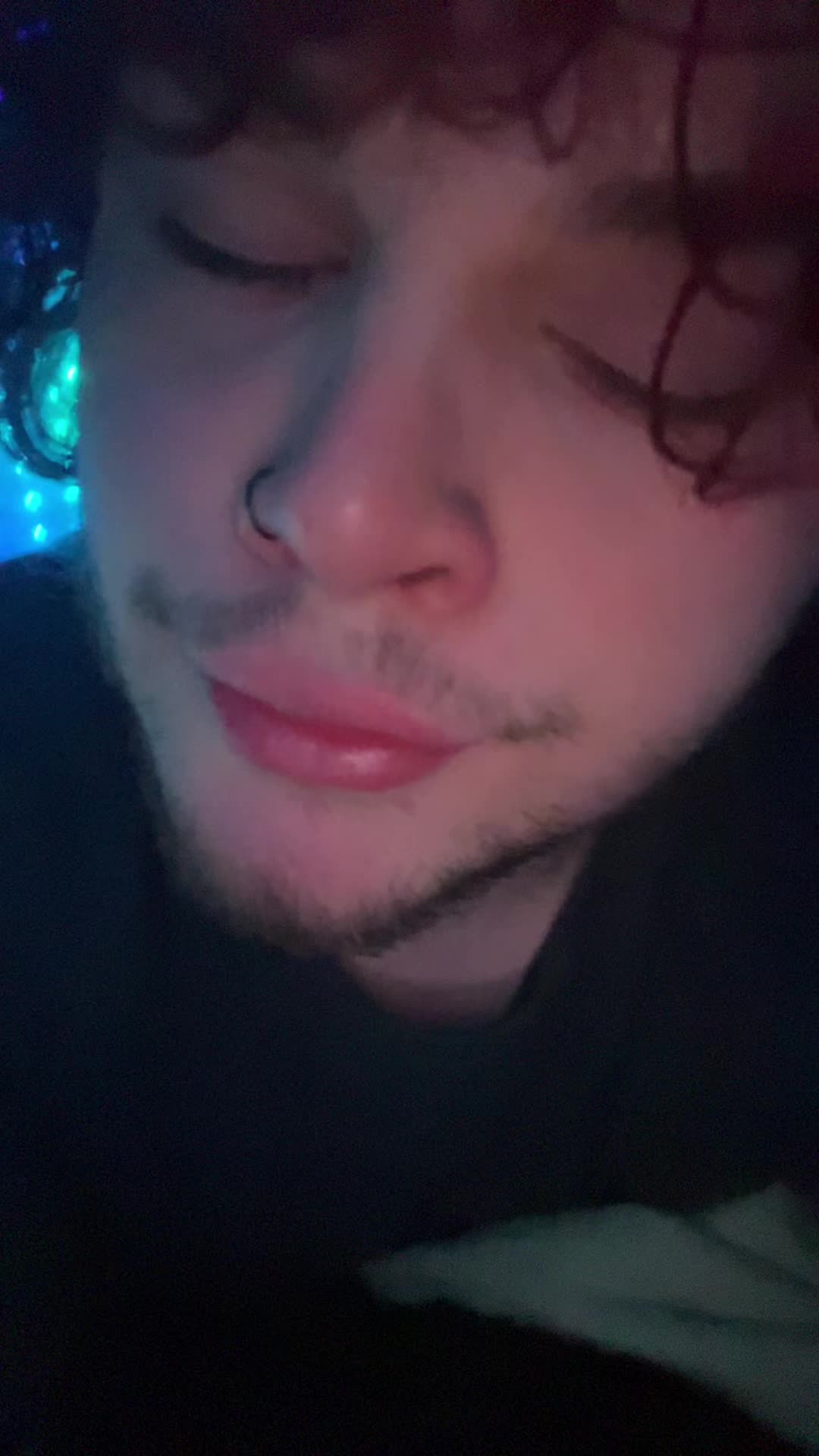 @trashc0uture