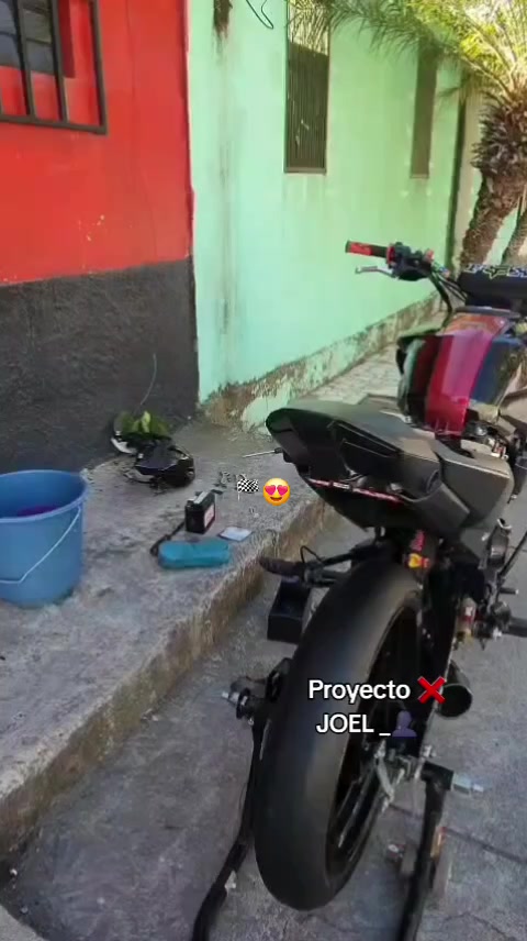 @JOEL ...🧃