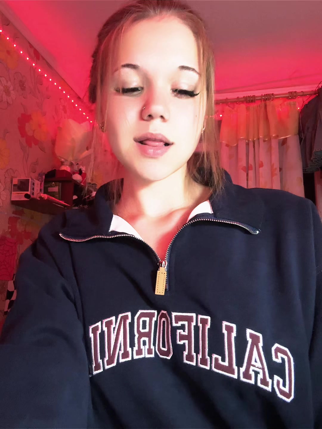 @Смурфа 🫦