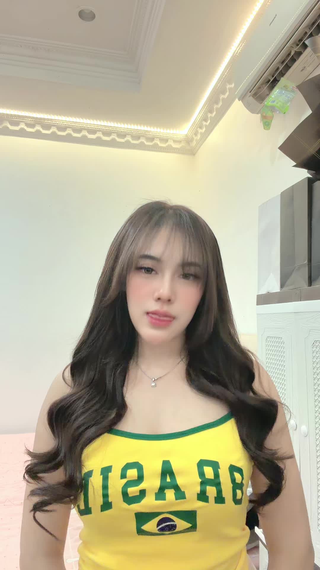 @Ussycc