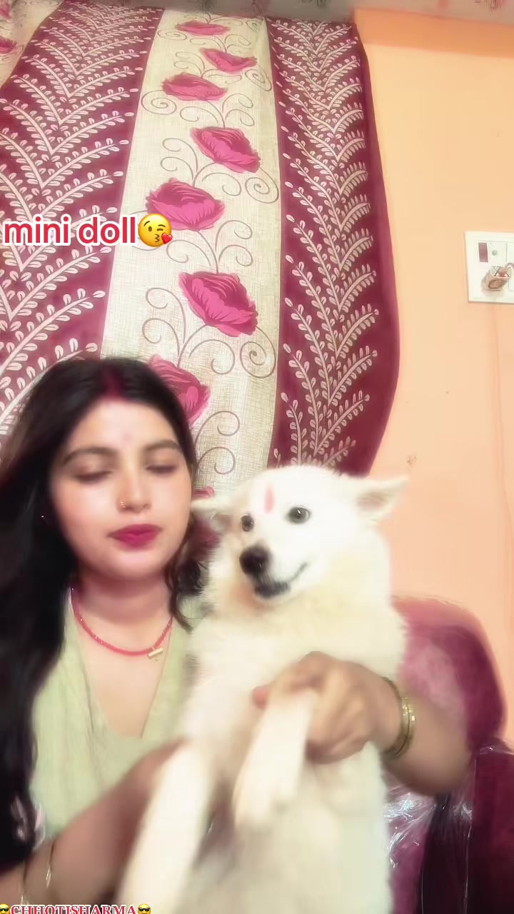 @😎PARI SHARMA😎