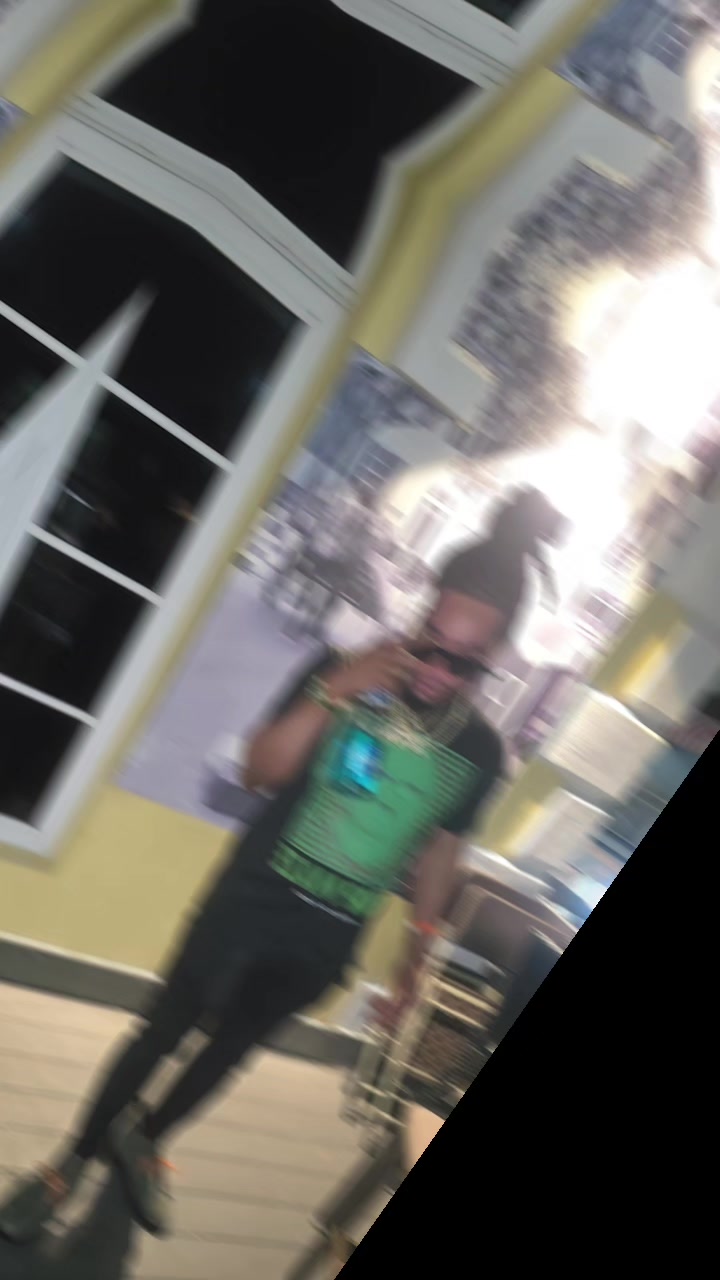 @Gad fi D town ๐