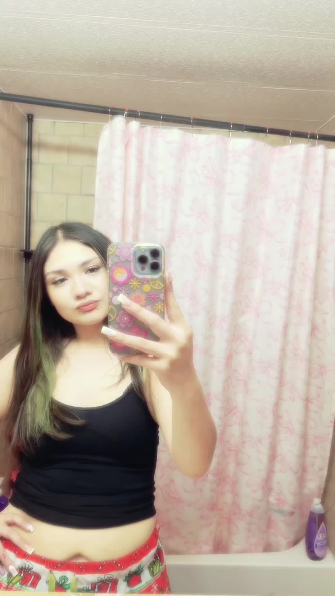 @Sarahi R