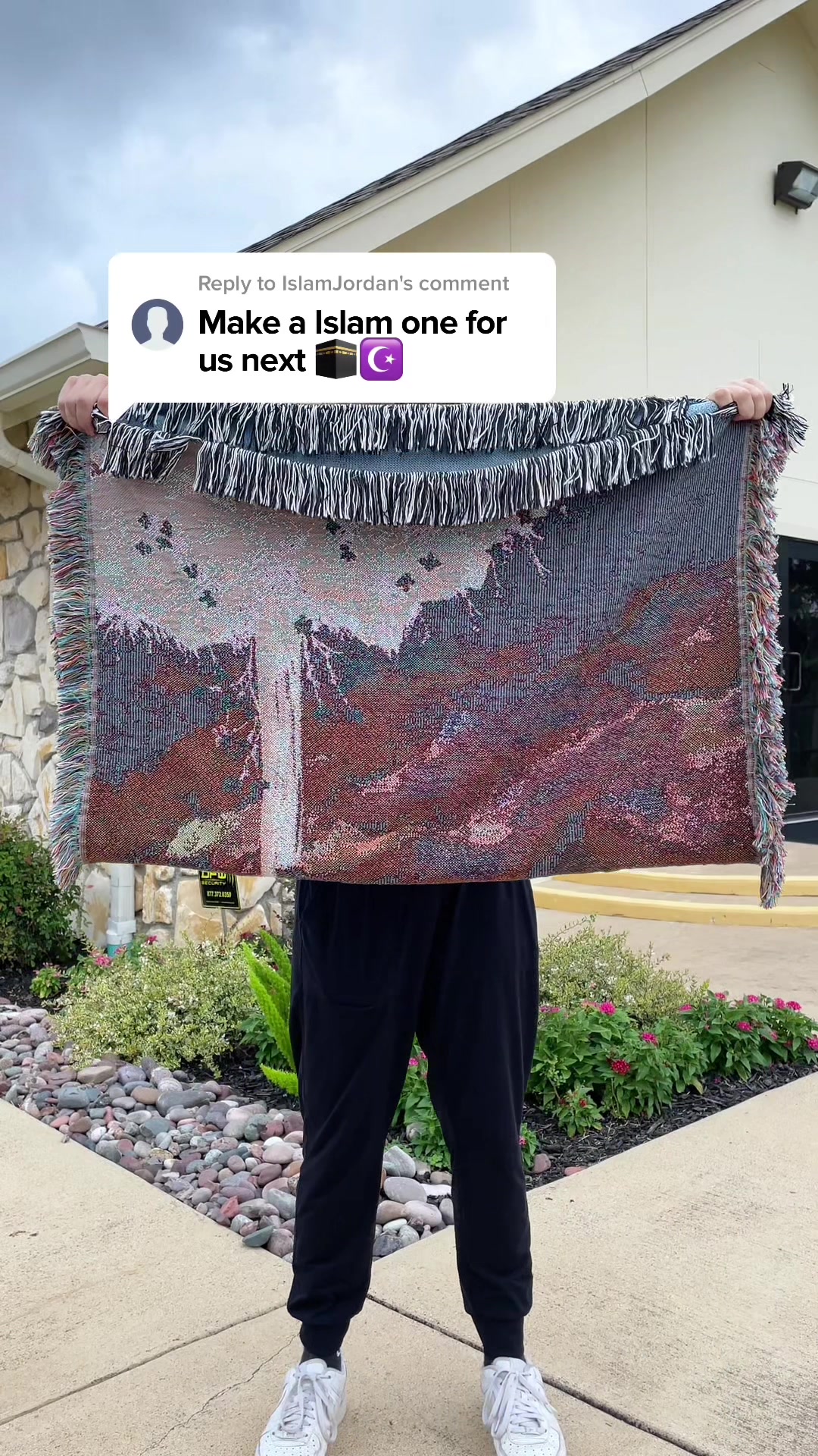 @Holy Blankets