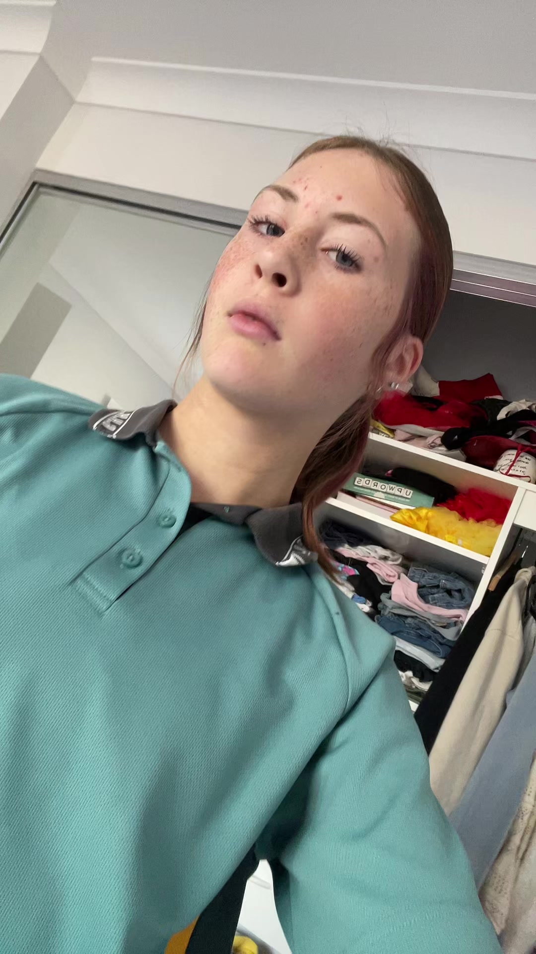 @Wh0_b3lla