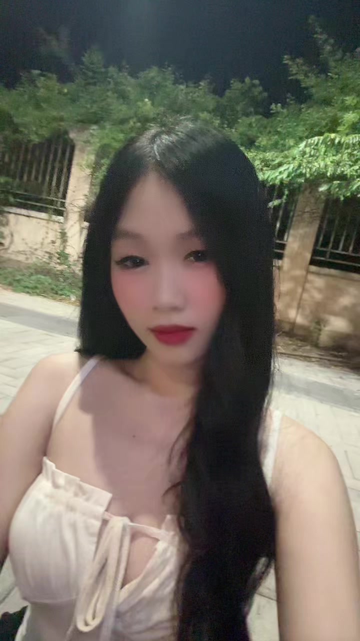 @Lynaa