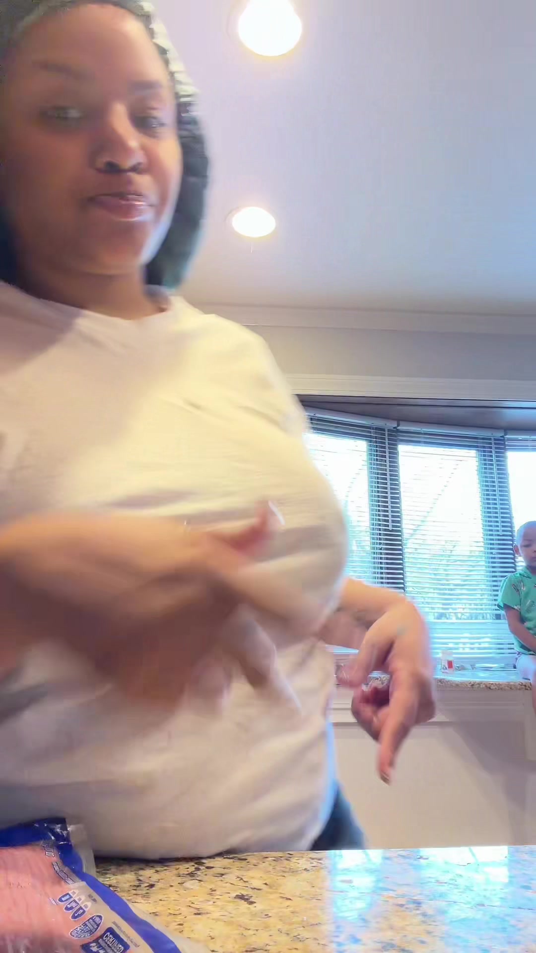 @QueenLiv