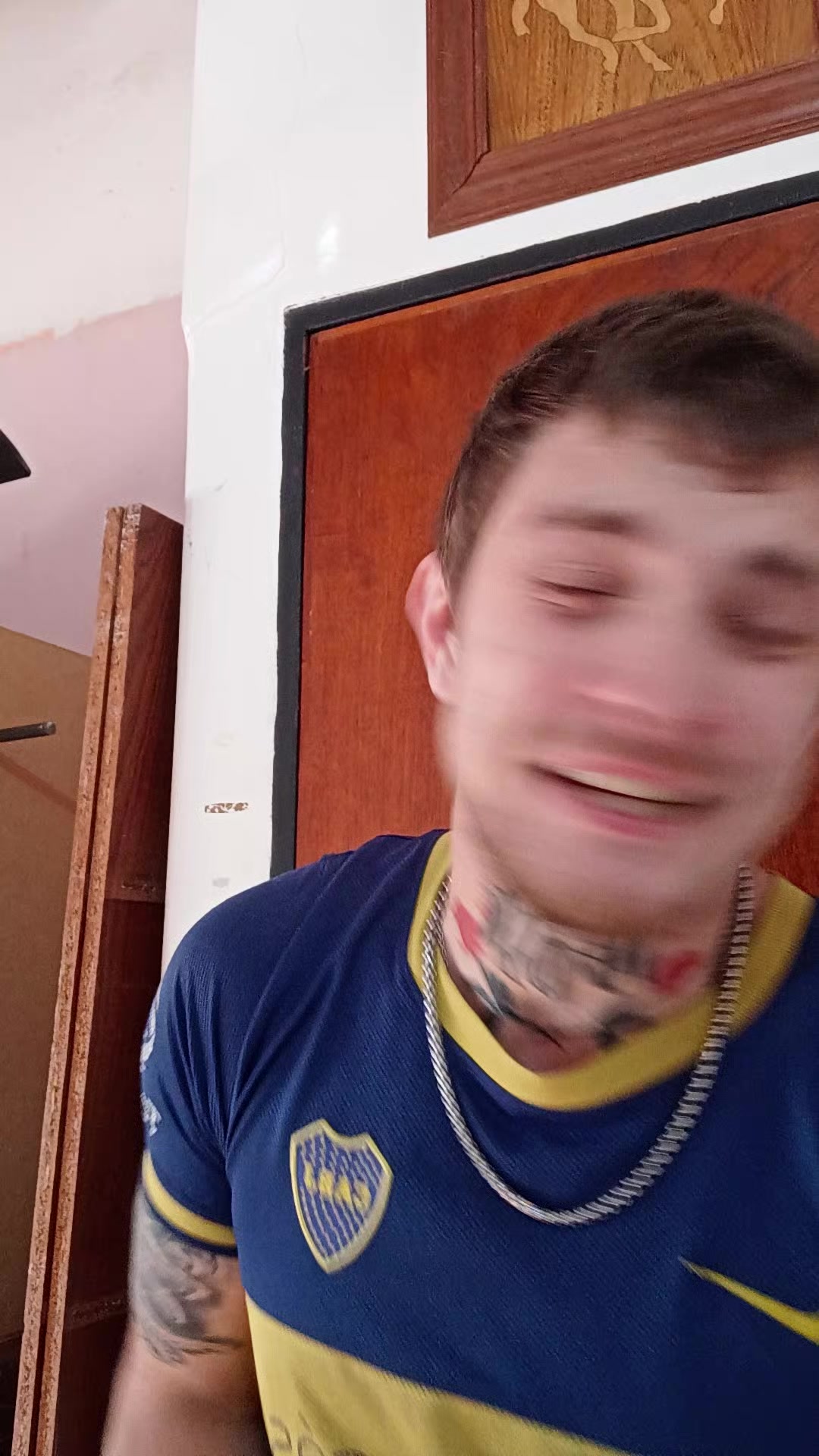 @Whoelse