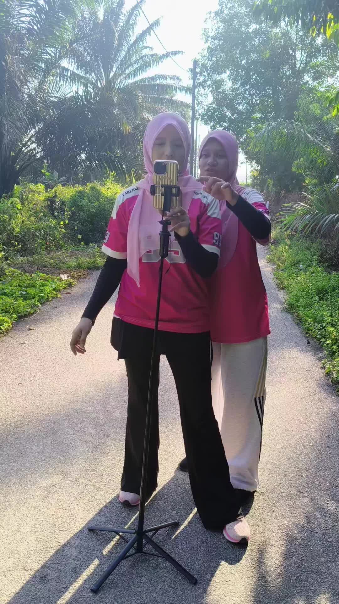@azlina aziz