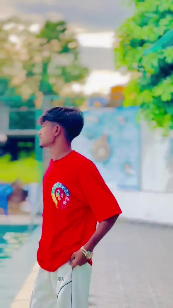 @Hency BoY ๐ฆ๐