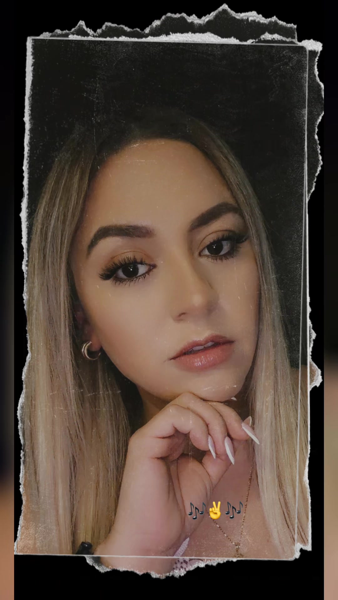 @𝓡𝓾𝓫𝓲𝓼𝓮𝓵𝓪♦️