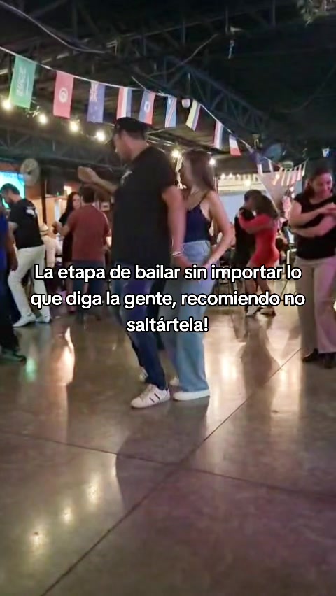 @Nadia Isabel Flores