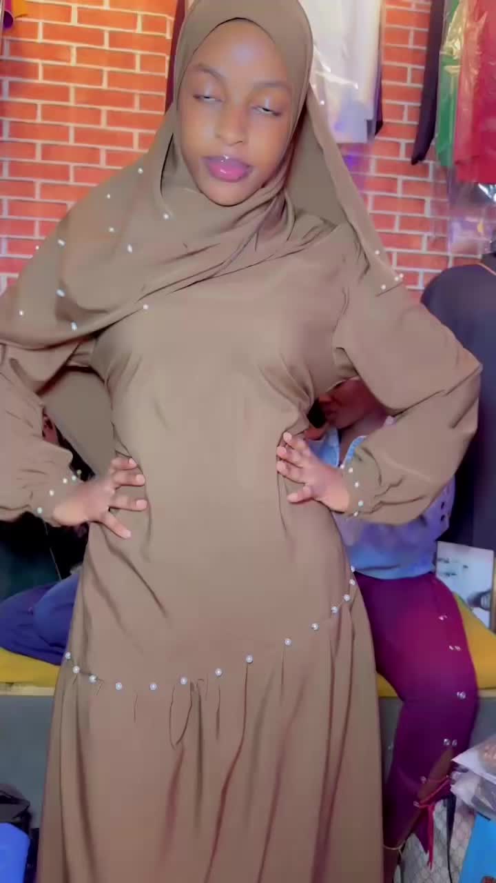 @TESSY🧕✨