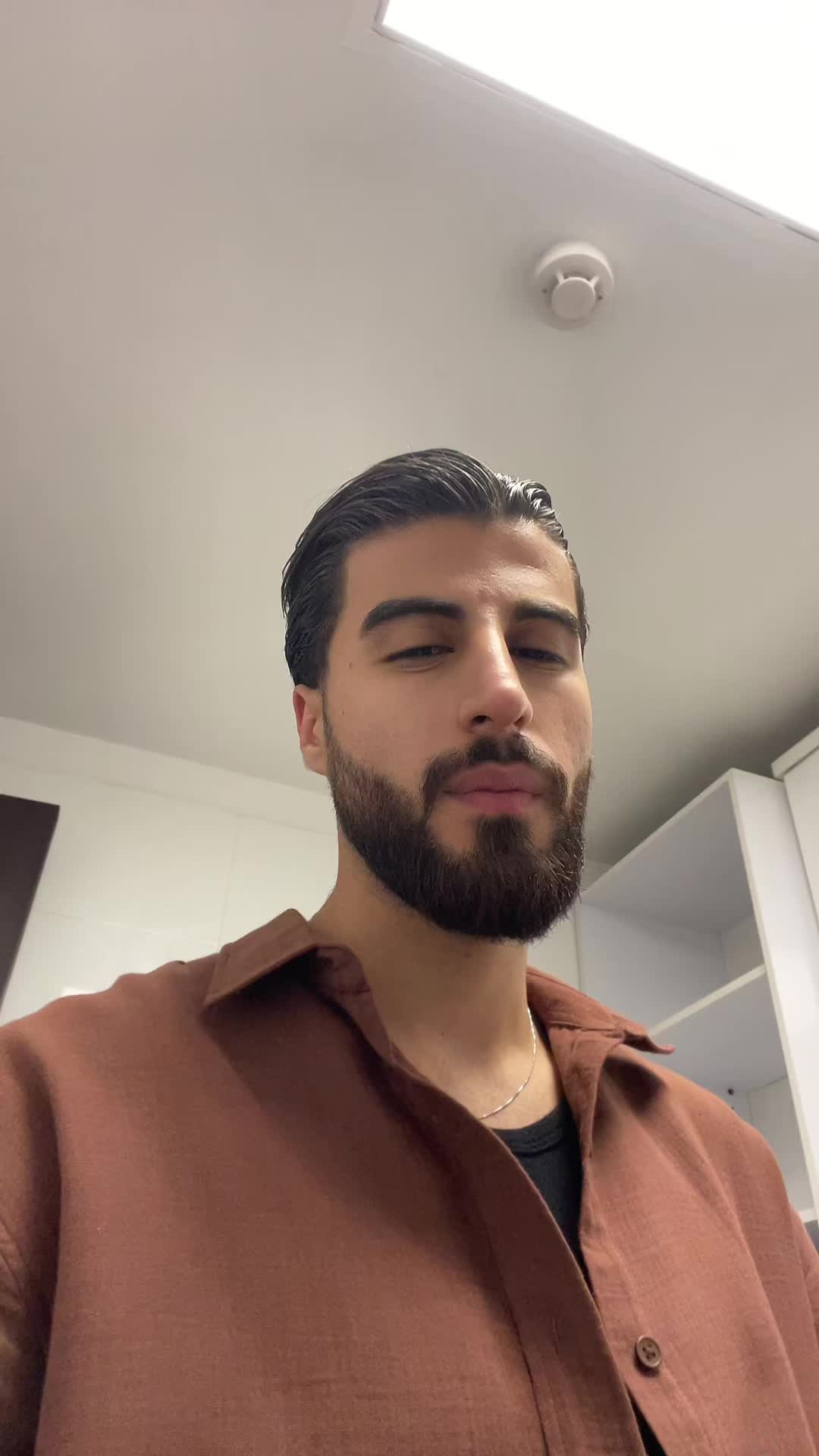 @Alighsmiii