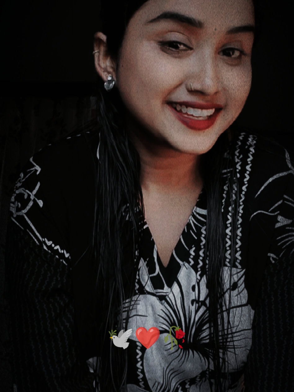 @👑dimpi ❤️ queen👑(Kali)🧿