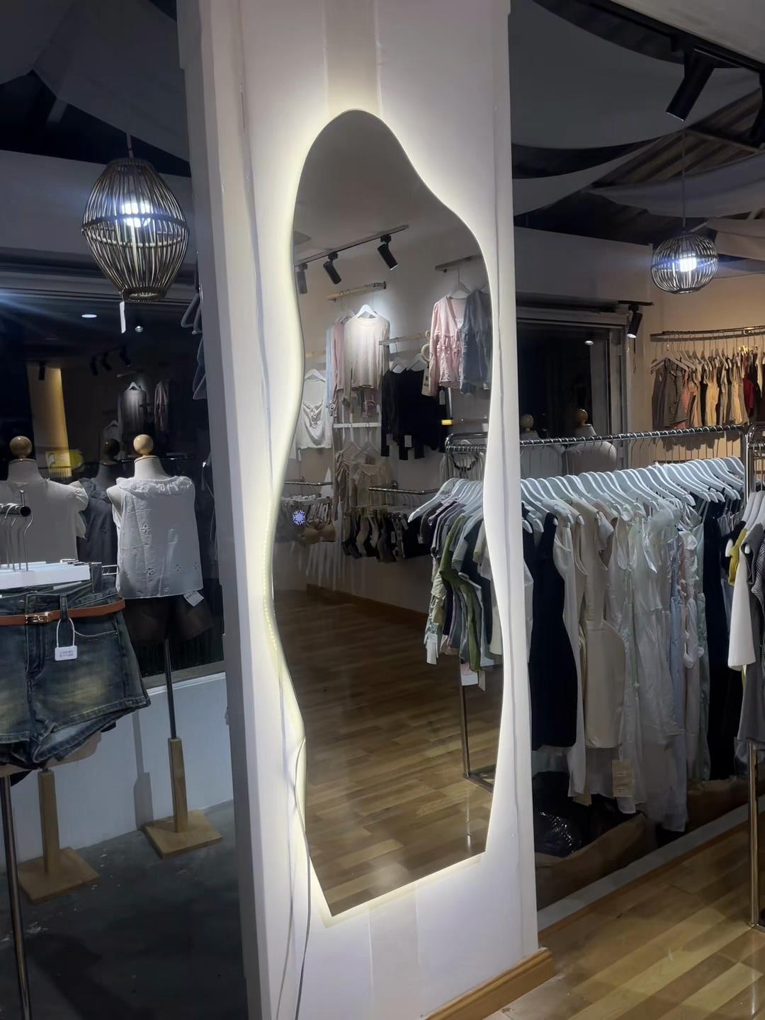 @Kit Kit Clothing(Tgi)