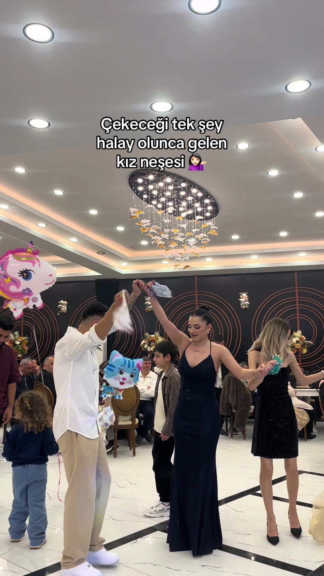 @İ ☆