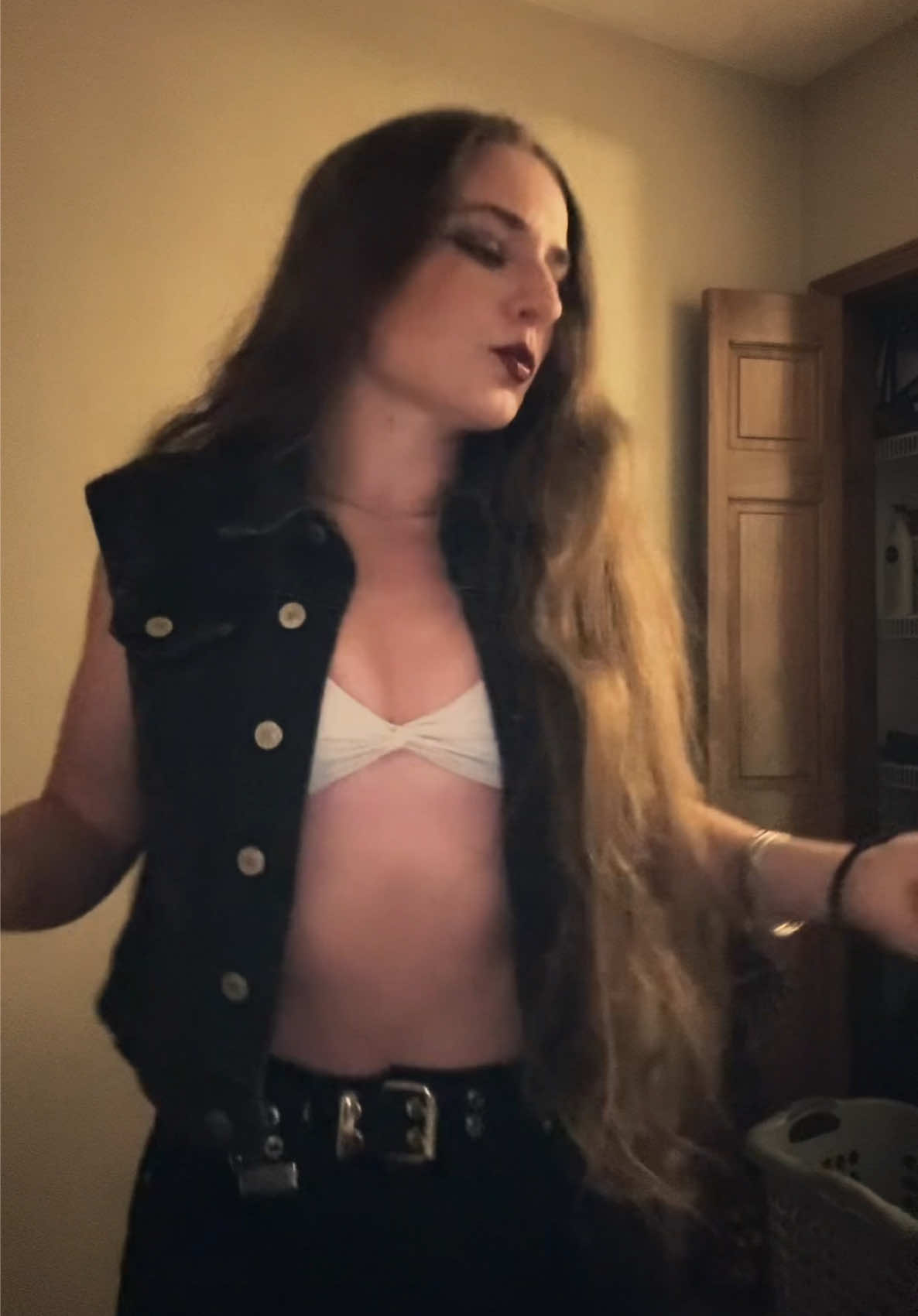 @angelwithsilverfangs