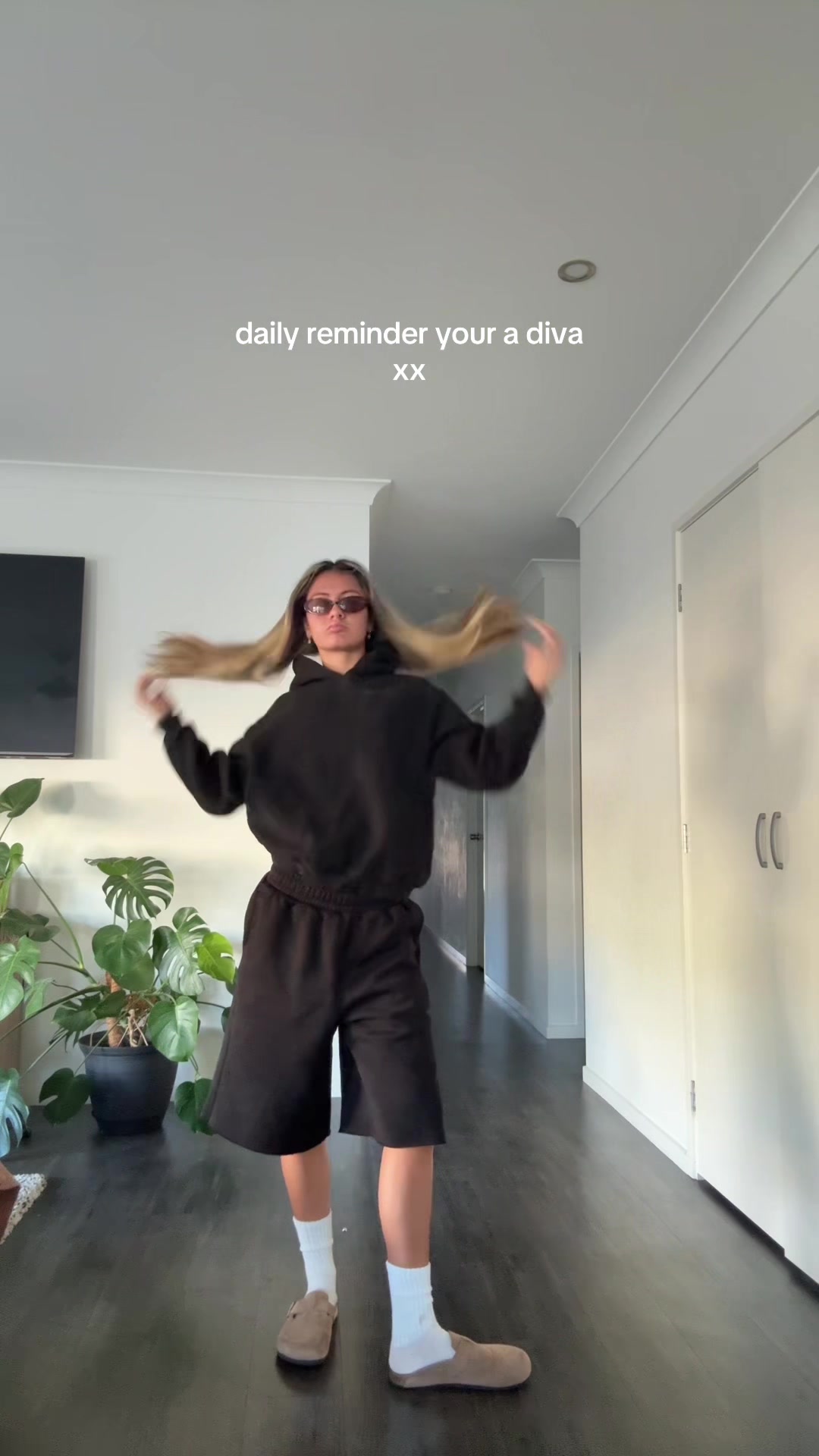 @ELLA TINO