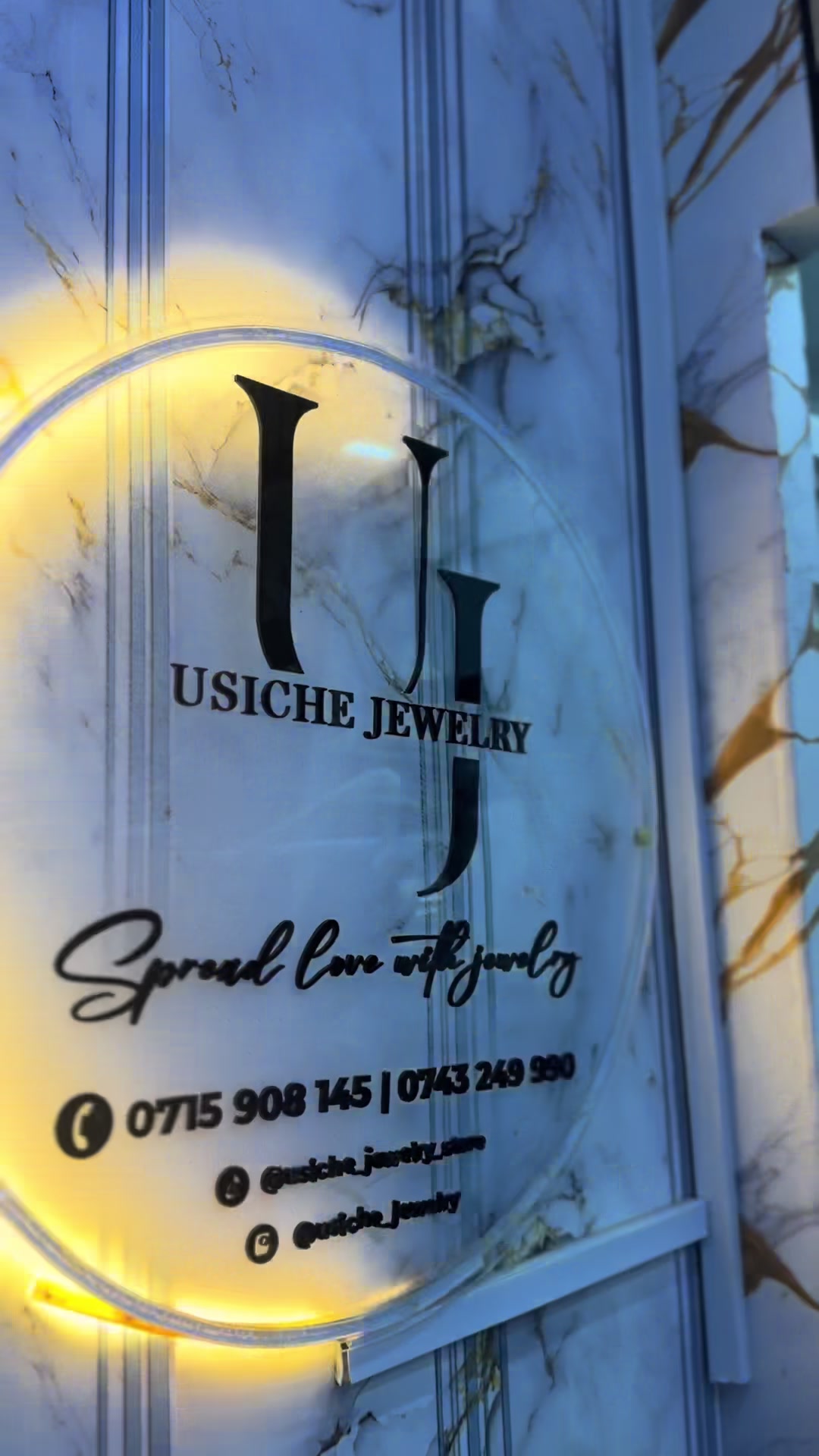 @usiche_jewelry_store
