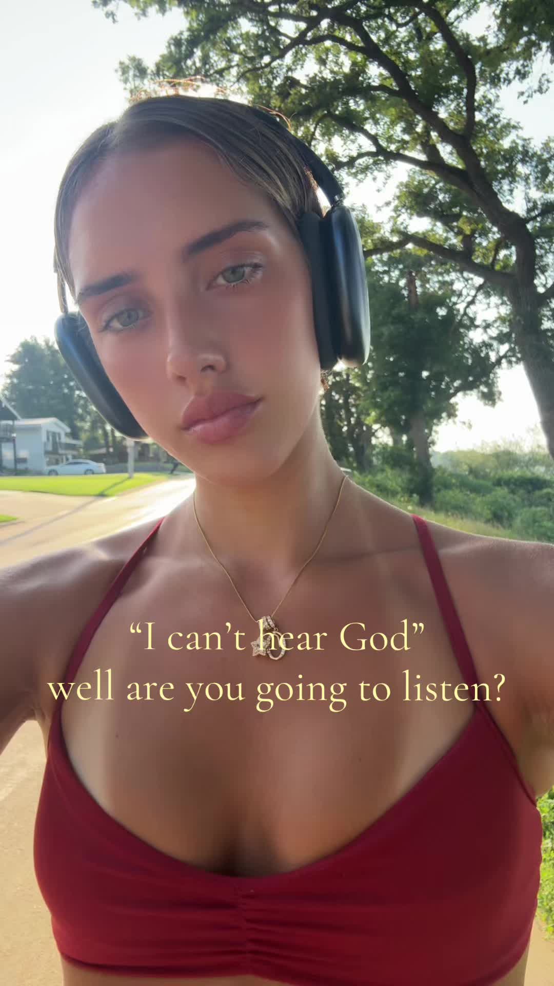 @lyvie