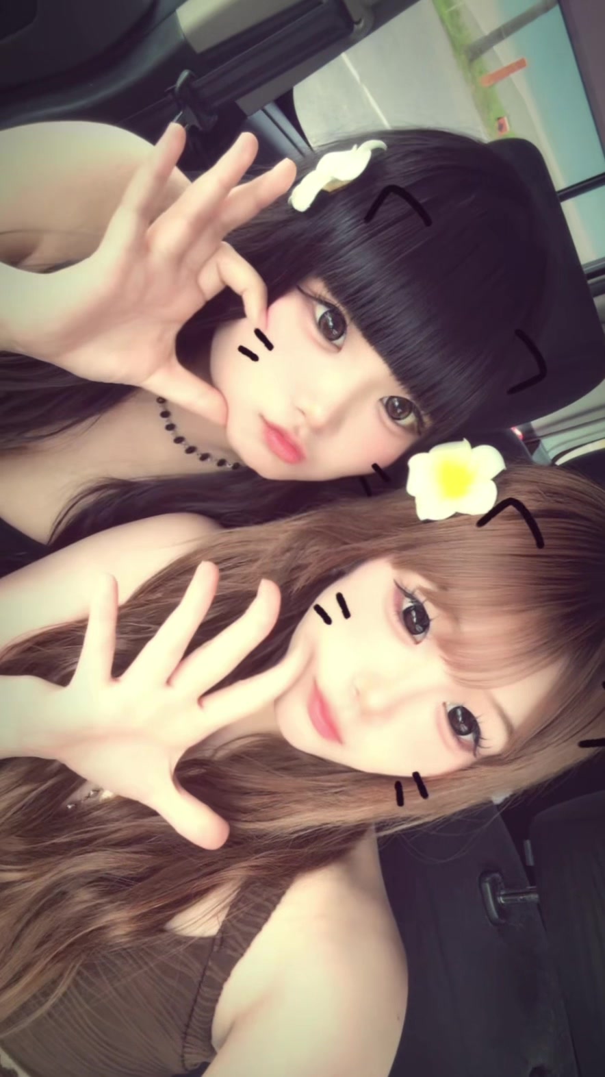 @きゃころん