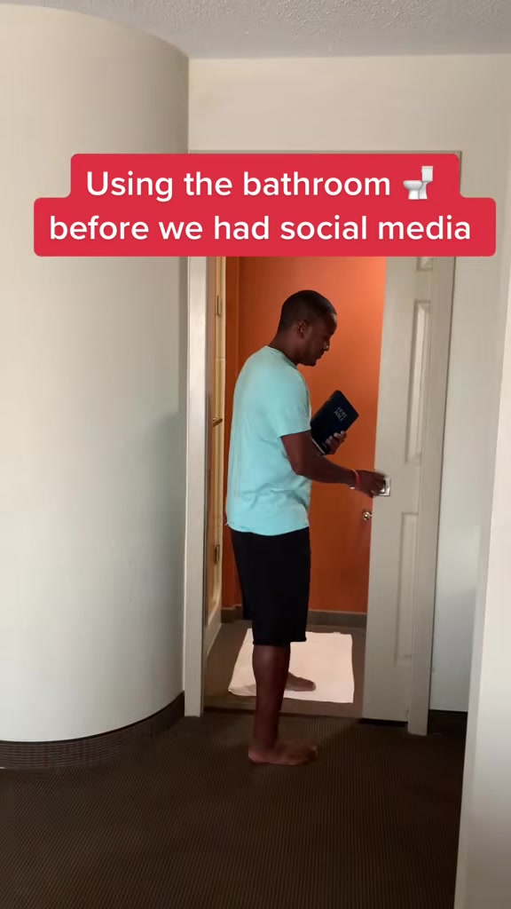 @Bobby Dee