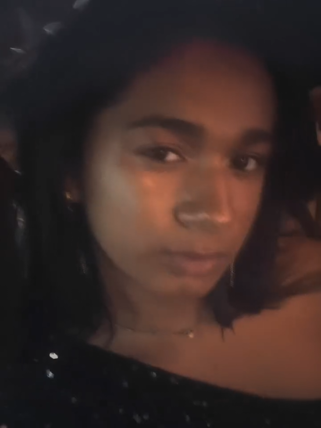 @KELLY✨🌑