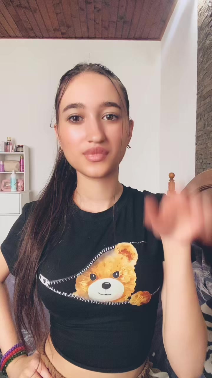 @brunetta12girl