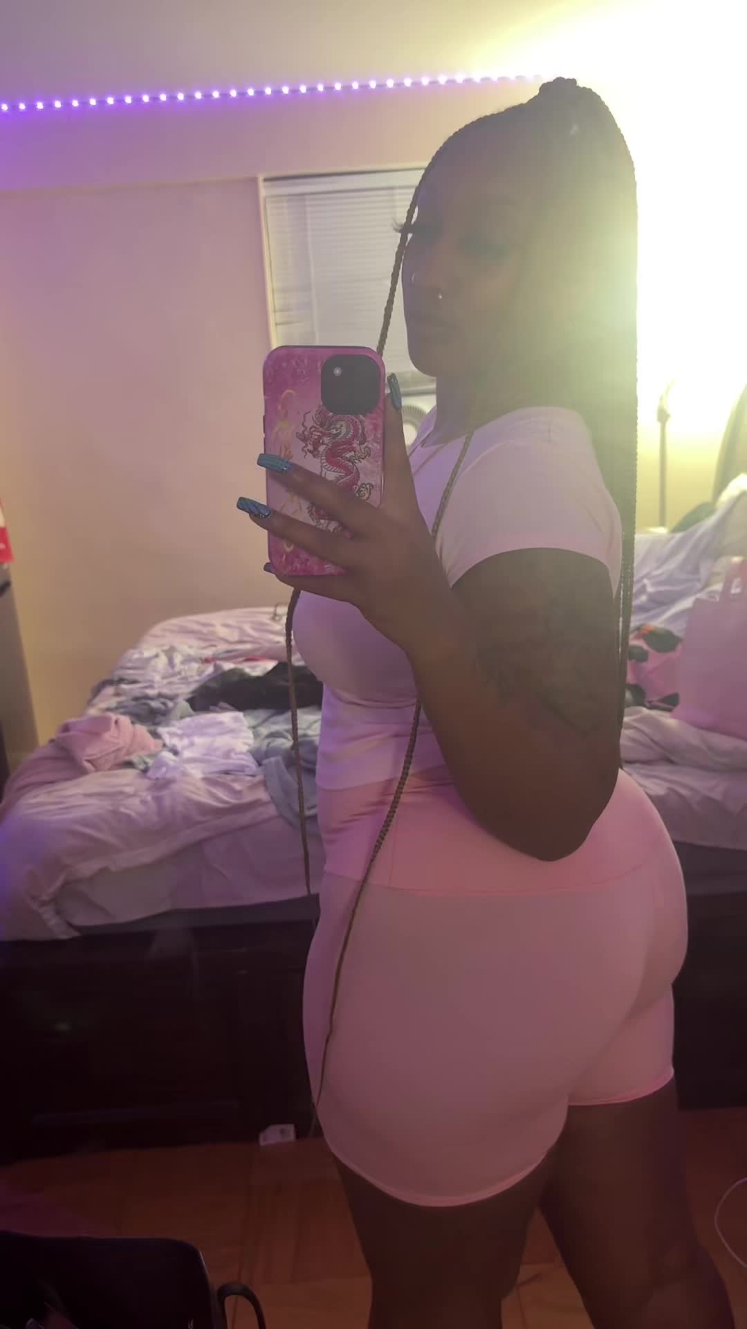 @Liyahhhgotfans22