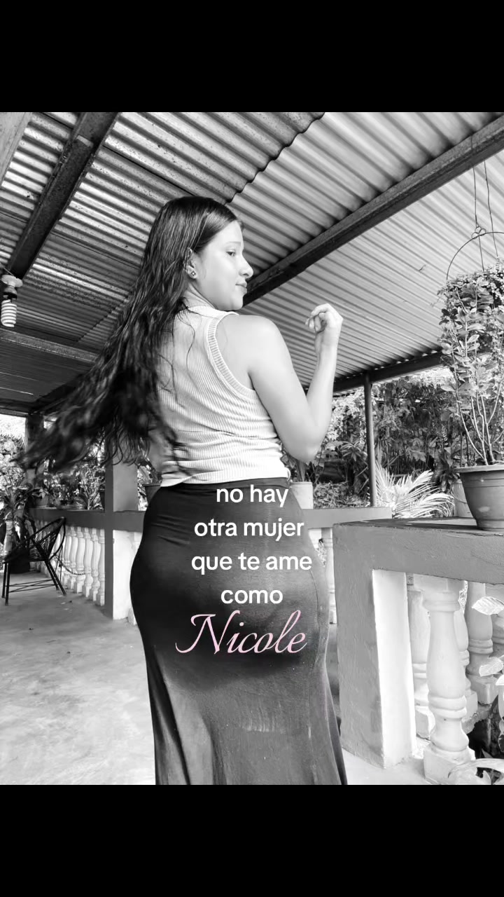 @Melissa Castro⚡️💜