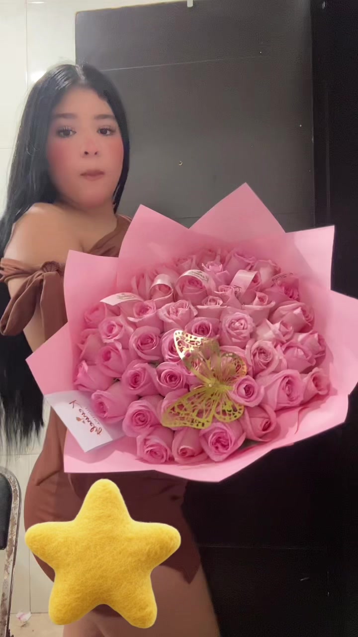 @𝓋𝒾𝒶𝓃𝑒𝓎