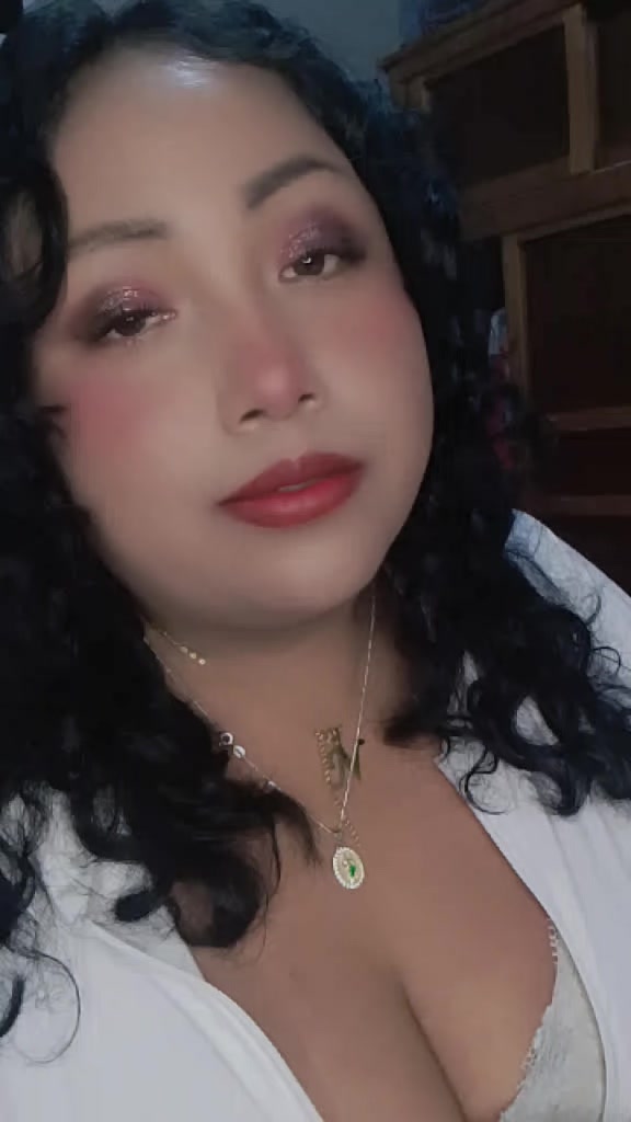 @❤️🔥🦄ᶜʰⁱⁿᵃ Bb 👑♑️🦋