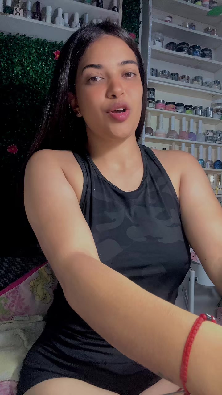 @Reina