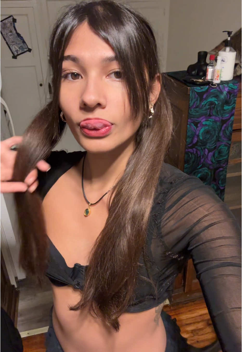 @ithinkurlovely2