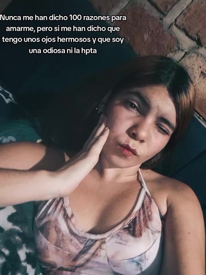 @ANIUSKA:)🦋