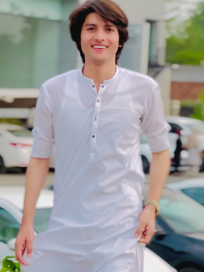 @𝙞𝙢𝙧𝙖𝙣 𝙥𝙖𝙩𝙝𝙖𝙣 ✔