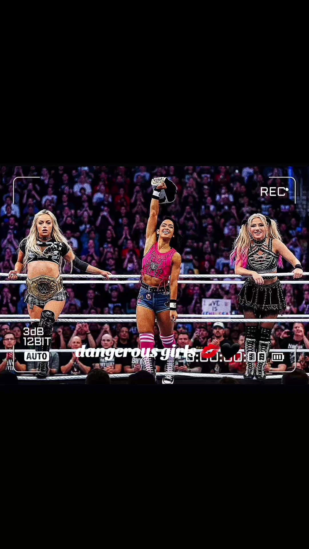 @AJ LEE