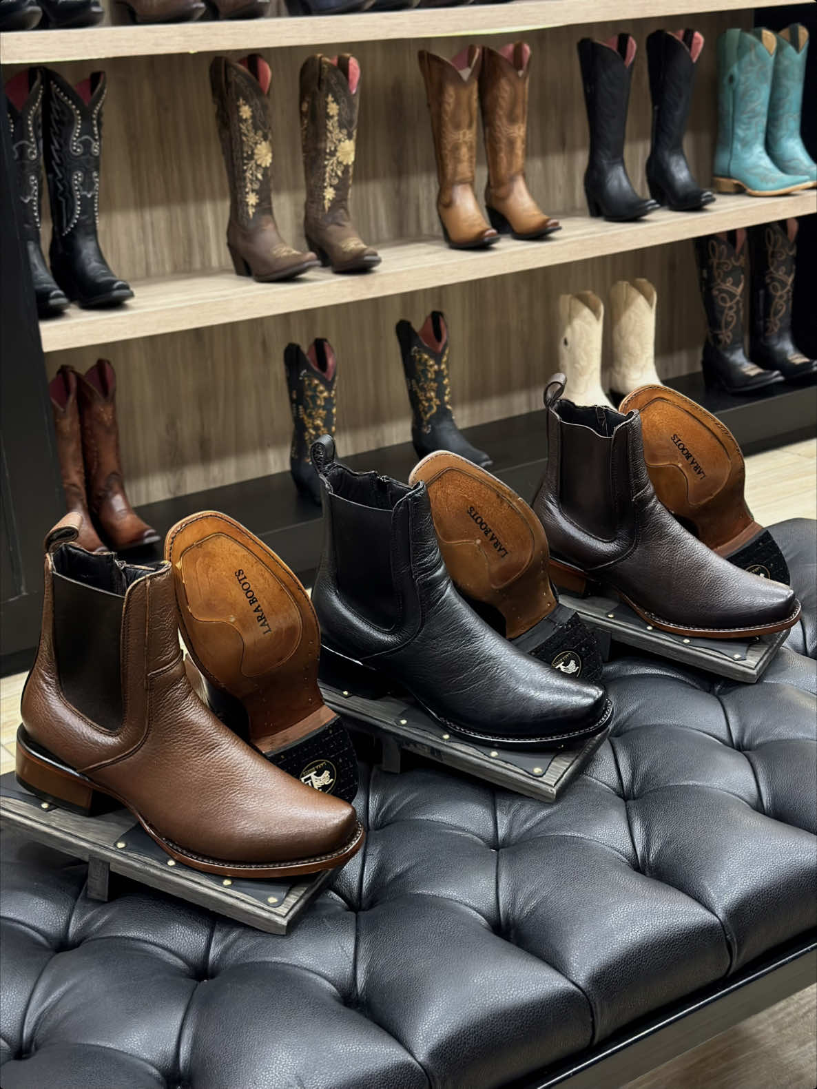 @Lara boots