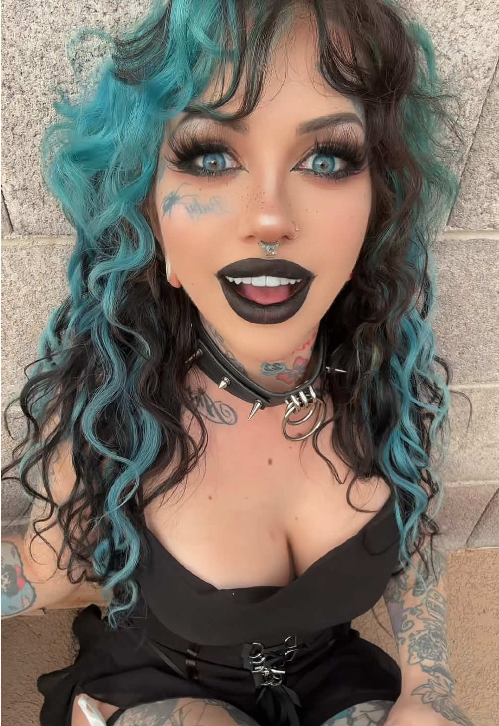 @Baby Goth