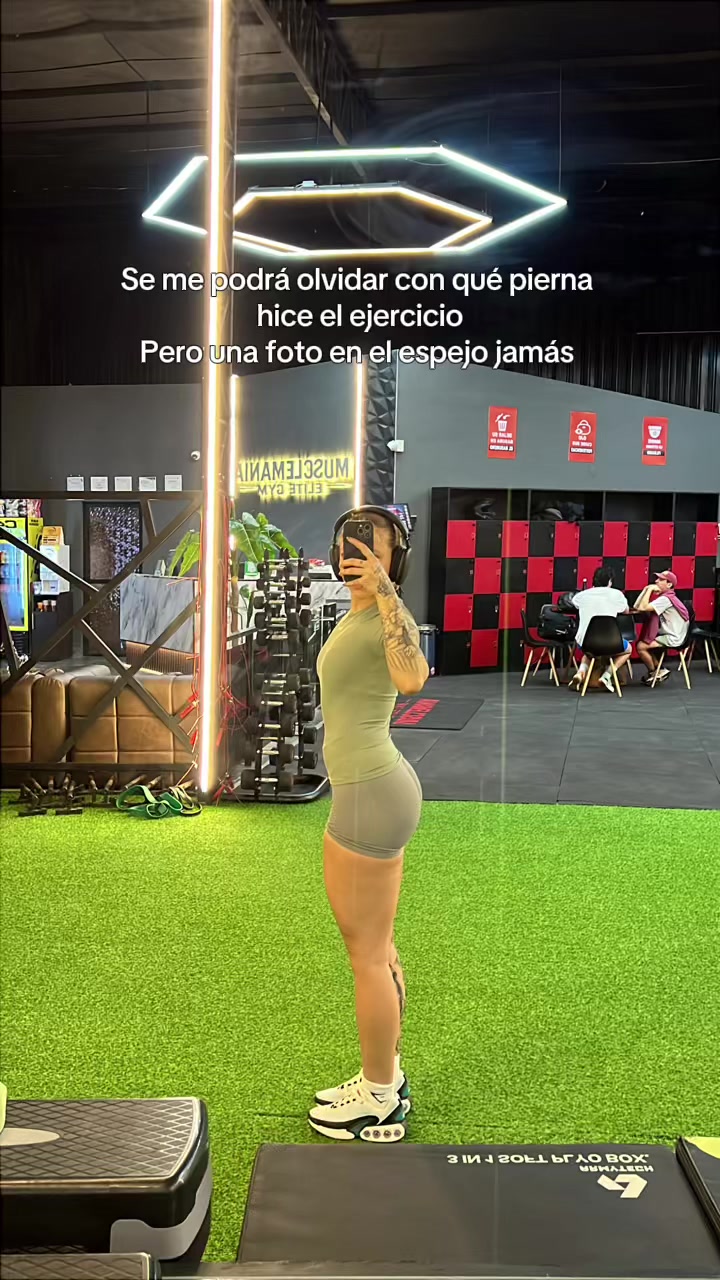 @Mafer