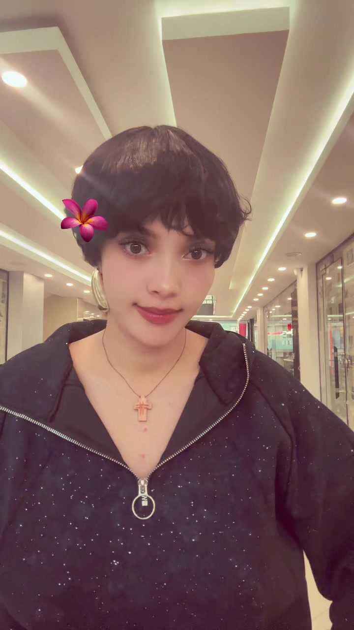 @fiyona🦋