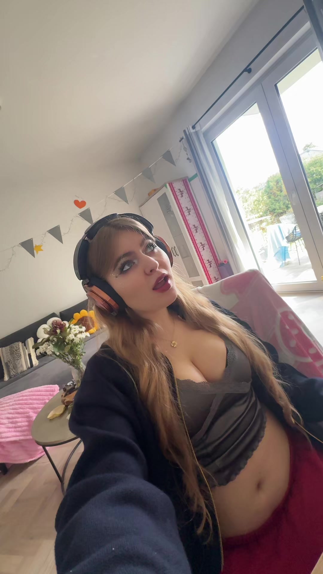 @Ruru