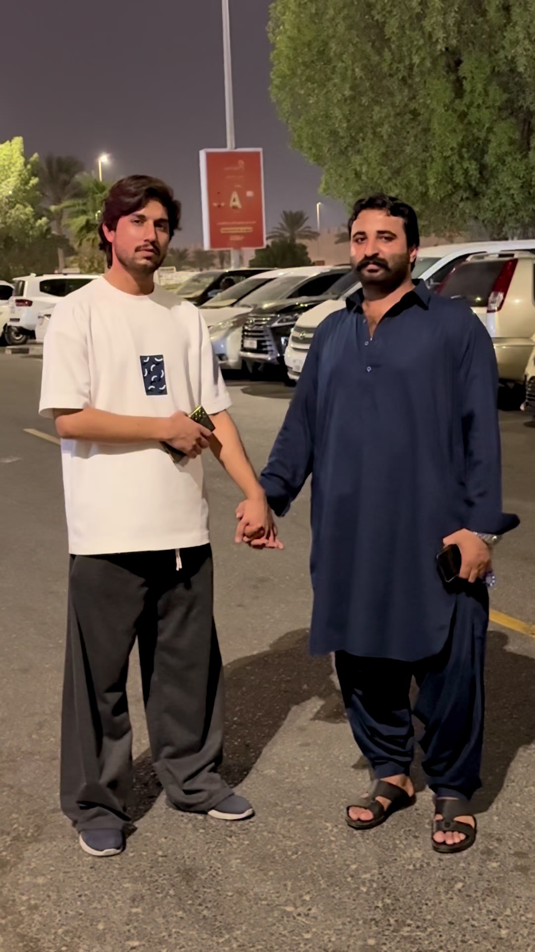 @Meer:Muneer Baloch 💪🦅